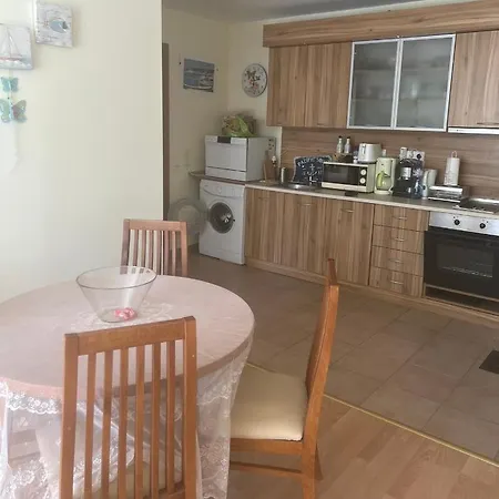 Noks - Marina View アパート